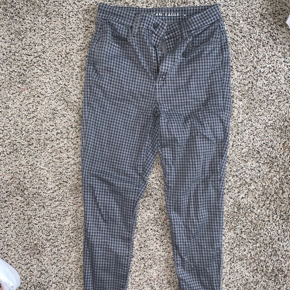 American Eagle printed jeans